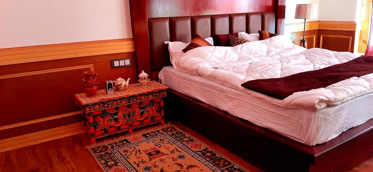 Ladakh Country Inn Лех Екстериор снимка