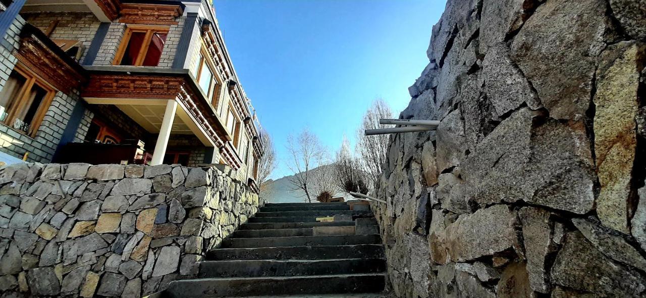 Ladakh Country Inn Лех Екстериор снимка