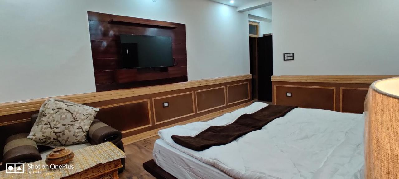 Ladakh Country Inn Лех Екстериор снимка