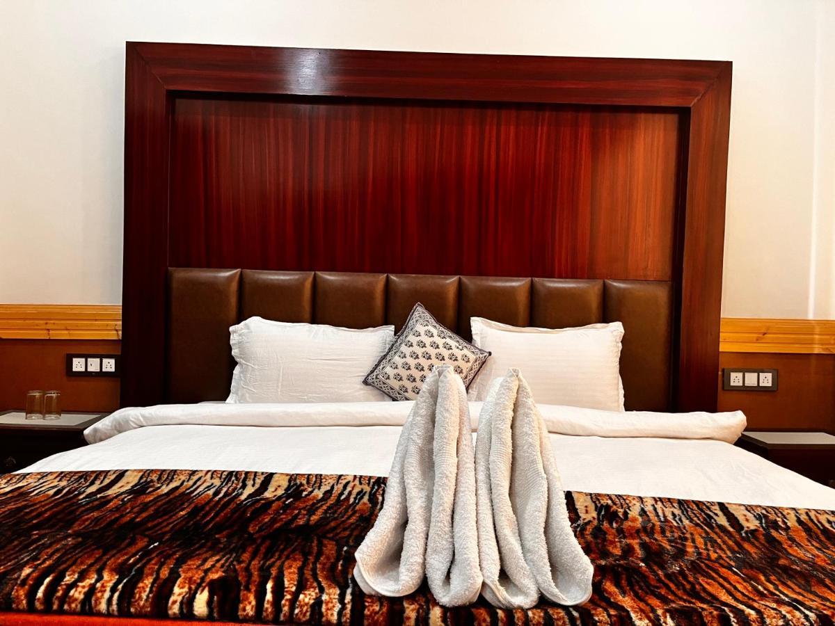Ladakh Country Inn Лех Екстериор снимка